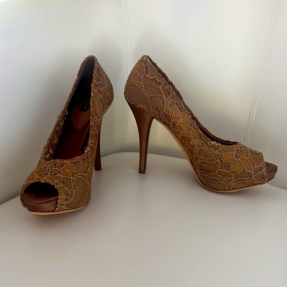 Dolce & Gabbana Copper floral Iace platform satin heels - Picture 2 of 11